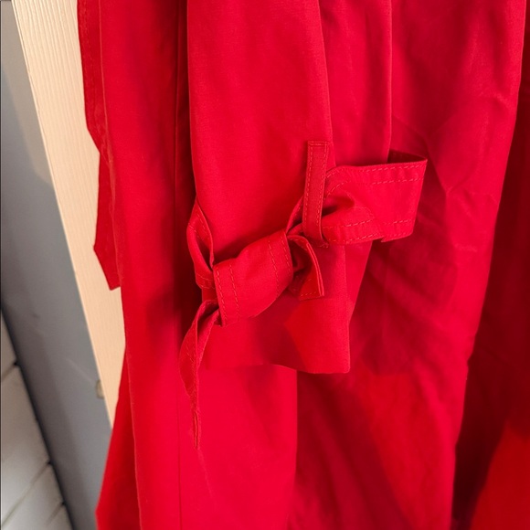 Gap Size Medium Ladies Stylish Red Trench Coat - Picture 5 of 5
